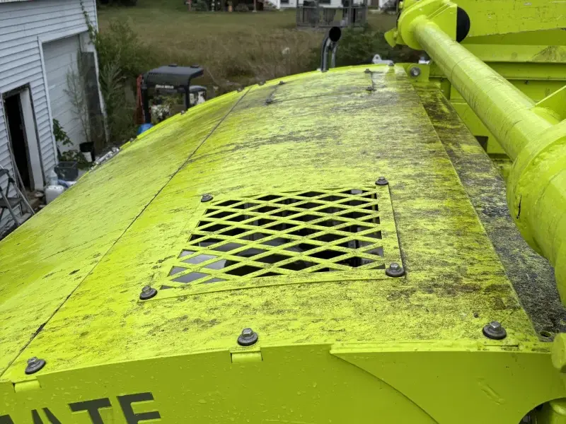 Truck top before power washing