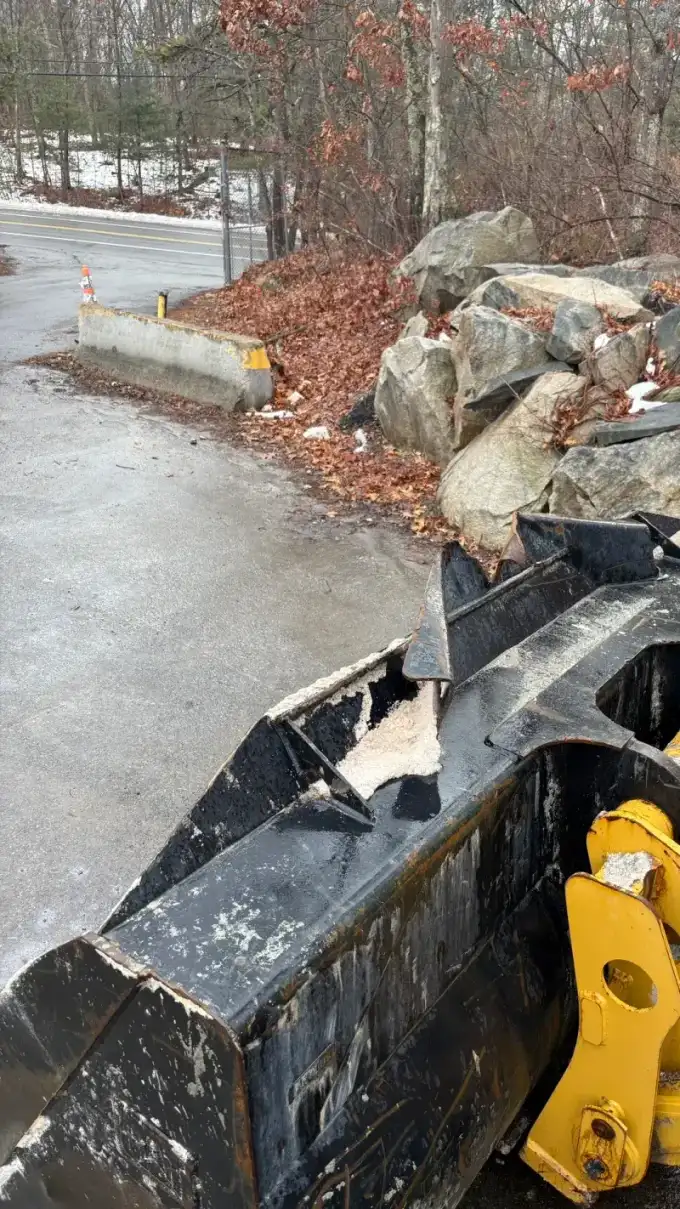Equipment undercarriage with salt buildup and corrosion before cleaning